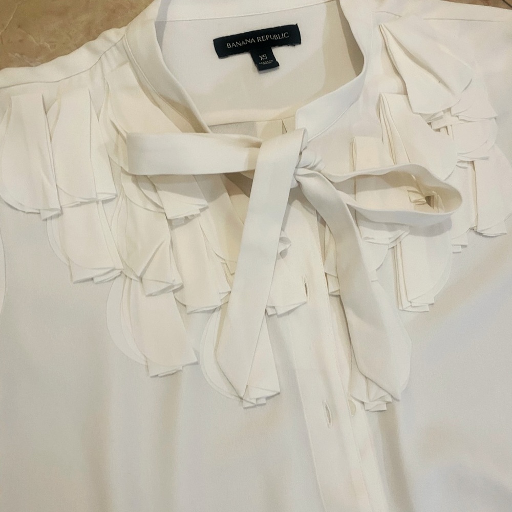 Banana republic shirt extra small